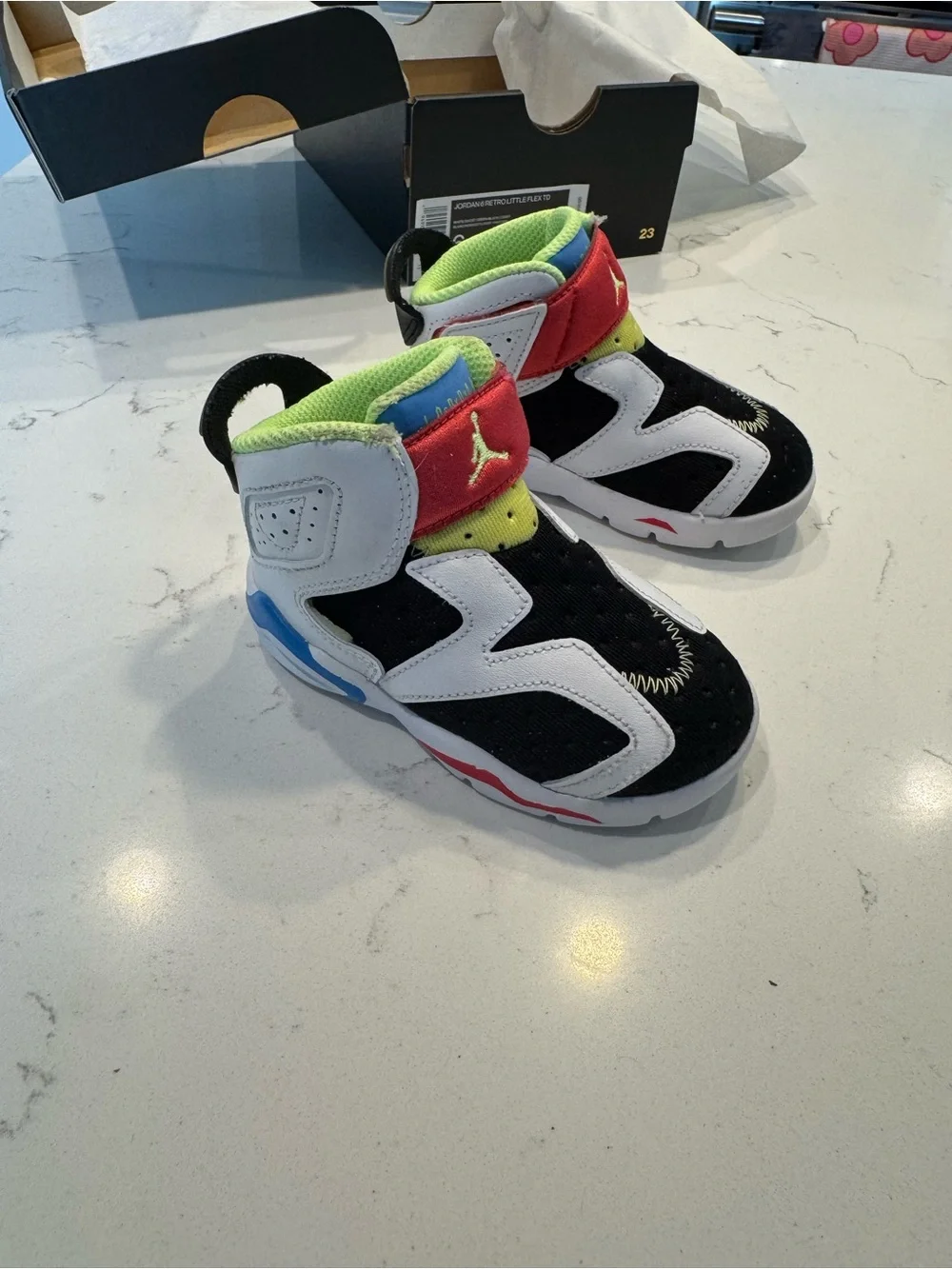 Air Jordan 6 Retro Little Flex Toddlers Size 6C Sneakers Multi White CT4417-103